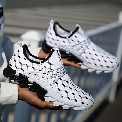 Jaunas modes vīriešu skriešanas apavi Sporta apavi ikdienas trenažieri Tīkla tenisa kedas vīriešu trenažieri Vulcanize apavi Zapatos De Hombre