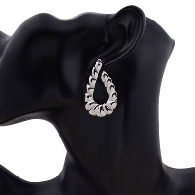 New Personality Metal Drop σκουλαρίκια για γυναίκες Ακανόνιστο υπερβολικό χρυσό χρώμα Γεωμετρικά κούφια σκουλαρίκια πεταλούδα pendientes