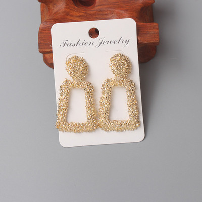 New Personality Metal Drop σκουλαρίκια για γυναίκες Ακανόνιστο υπερβολικό χρυσό χρώμα Γεωμετρικά κούφια σκουλαρίκια πεταλούδα pendientes