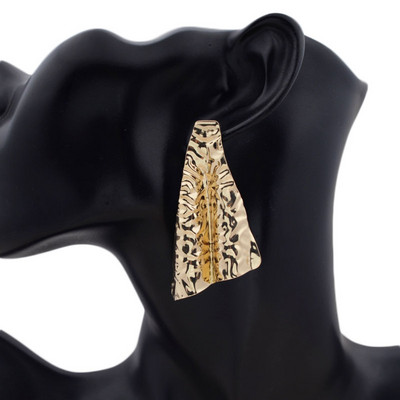 New Personality Metal Drop σκουλαρίκια για γυναίκες Ακανόνιστο υπερβολικό χρυσό χρώμα Γεωμετρικά κούφια σκουλαρίκια πεταλούδα pendientes