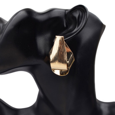 New Personality Metal Drop σκουλαρίκια για γυναίκες Ακανόνιστο υπερβολικό χρυσό χρώμα Γεωμετρικά κούφια σκουλαρίκια πεταλούδα pendientes