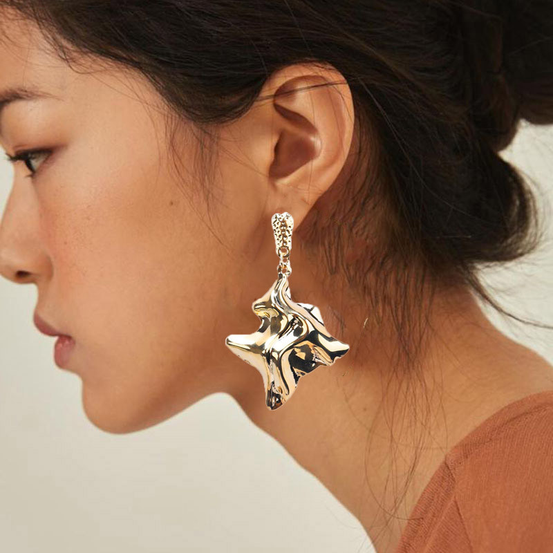 New Personality Metal Drop σκουλαρίκια για γυναίκες Ακανόνιστο υπερβολικό χρυσό χρώμα Γεωμετρικά κούφια σκουλαρίκια πεταλούδα pendientes