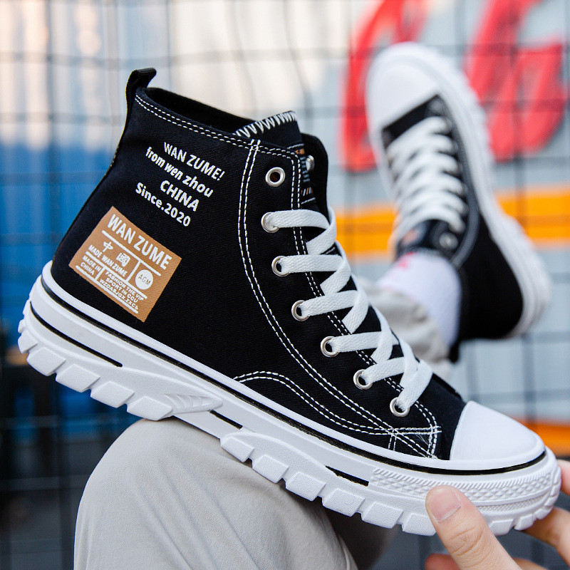 Kõrge ülaosaga meeste lõuendist kingad Moodsad hingavad meeste tossud 2024 Uued libisevad kulumiskindlad pitsilised vabaaja tossud meestele