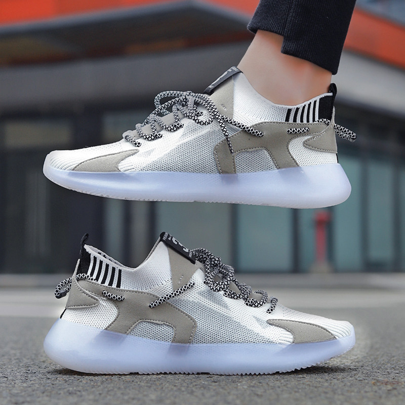 Uus disainer meeste kingad Korea mood Spordijalatsid Meeste mitmekülgsed vabaajajalatsid Õhkvõrgust hingavad jalatsid pluss suuruses 39-47