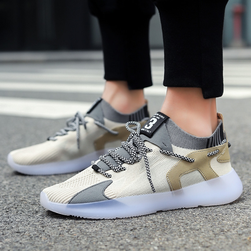 Uus disainer meeste kingad Korea mood Spordijalatsid Meeste mitmekülgsed vabaajajalatsid Õhkvõrgust hingavad jalatsid pluss suuruses 39-47