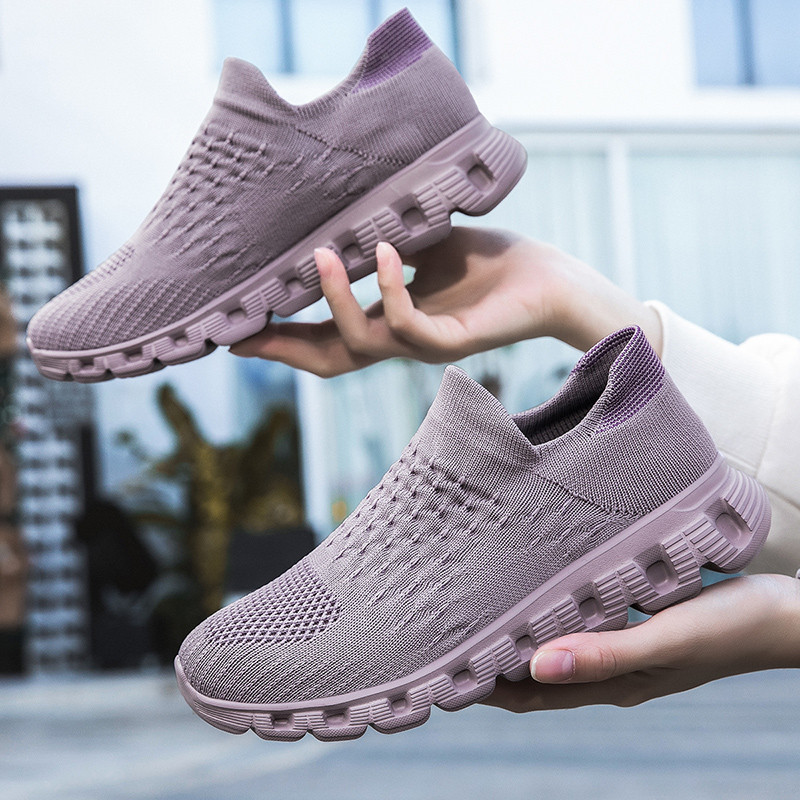 Kerged naiste maanteejooksujalatsid Mugavad hingavad vabaaja tossud, mis sobivad ideaalselt väljas reisimiseks igapäevasteks kõndimistegevusteks