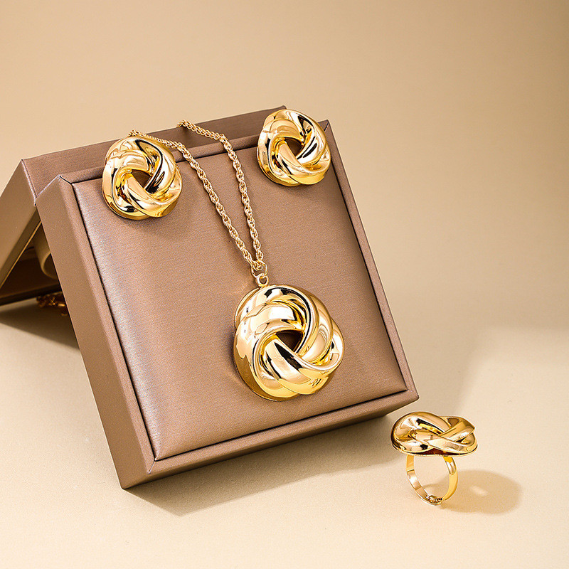 Moodsad ehete komplektid naistele Liialdatud CCB Smooth Twist kaelakee sõrmus kõrvarõngad kingitus puhkuseks OL DS003