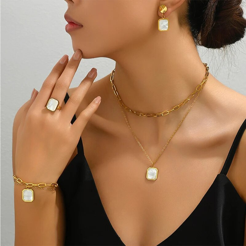 4 GAB komplekts, slēdzene, kaklarota, rokassprādze, auskaru gredzens sievietēm, tirkīzs, melns akmens, balts apvalks, ģeometrisks kulons, sieviešu ballīšu rotaslietas