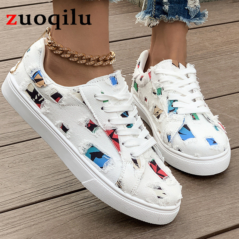 Valged naiste lõuendjalatsid Naiste mood suvised vabaajatossud Tudengite vabaajajalatsid Kõrge ülaosaga naiste vulkaniseerivad kingad Paelad