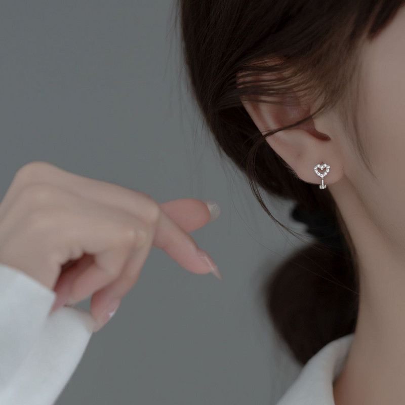Trendovske, slatke, šuplje naušnice u obliku srca Cz, cirkonske naušnice, ženske klasične sjajne naušnice s nitnama, modna mala kopča za uho, ženski nakit