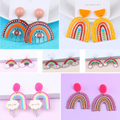 Vikerkaare rippuvad kõrvarõngad naistele Minimalistlikud triibud akrüülist Creative Macaron Rainbow Lover kõrvarõngad Boheemlaste pühadekink