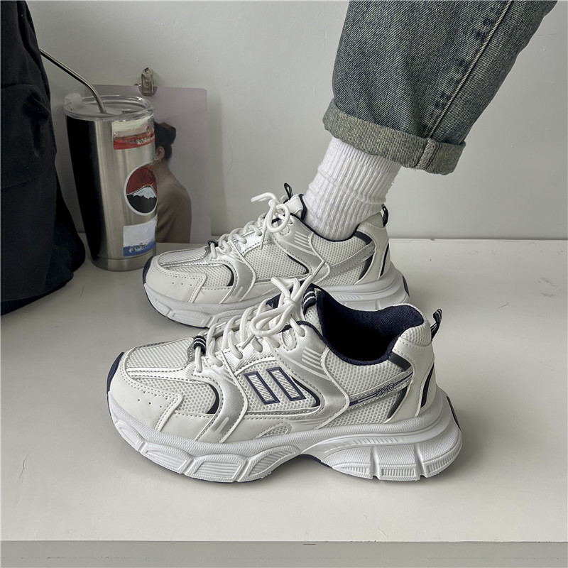 Μόδα άνοιξη και φθινόπωρο 2023 Νέα περιστασιακά άνετα αναπνεύσιμα αθλητικά παπούτσια με διχτυωτό σταυρό με στρογγυλά δάχτυλα μονόχρωμα αθλητικά παπούτσια