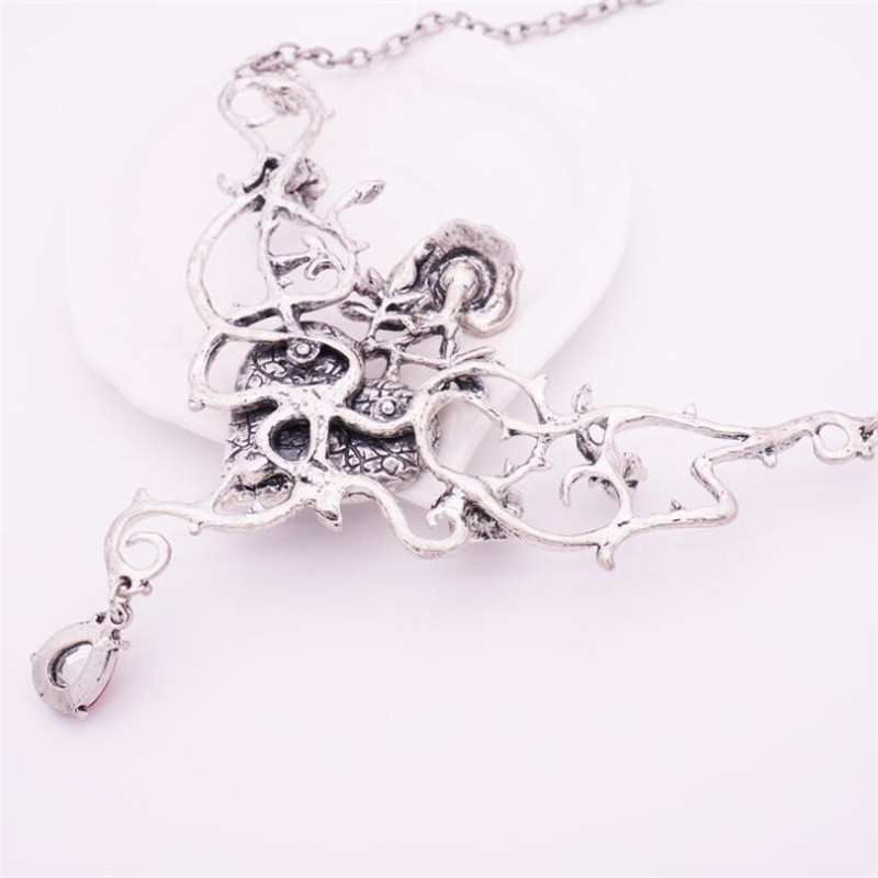 Naiste ehtekomplekt Punase südamega roosi lilledega kaelakee kõrvaklambrid, gooti ehete komplektid retro kaelakee kõrvarõngas Halloweeni jõulukink