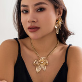 Pārspīlēti lielu ziedu kaklarotu un auskaru komplekti sievietēm Eleganti galma dāmu aksesuāri 2023. gada modes rotaslietas, sieviešu dāvanas