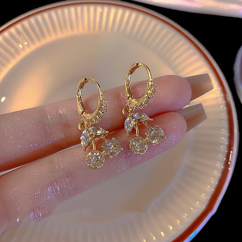 Jauki, saldi sarkani ķiršu auskari sievietēm, korejiešu modes tauriņš, cirkona auskari, meitenes kāzu rotaslietas dzimšanas dienas dāvanas