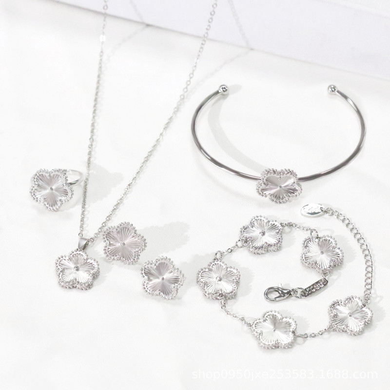 Uus disain roostevabast terasest kett geomeetriline taim lill kaelakee kõrvarõngad sõrmus käevõru komplekt naiste liblikas luksuslik ristik kingitus