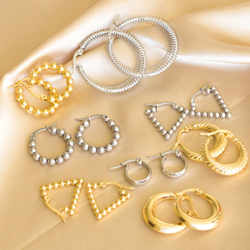 LUXUSTEEL Hyperbole roostevabast terasest helmestega kõrvarõngad naiste ümmargused ümmargused kõrvarõngad Huggie kullavärvi aksessuaarid Aretes jõulud