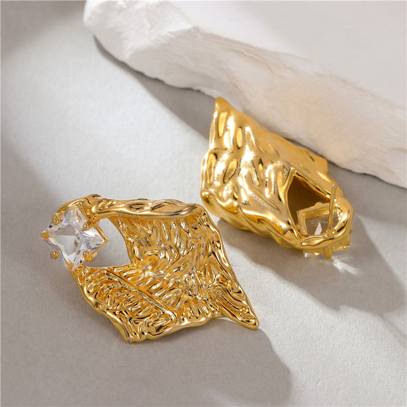 Luxusné náušnice s geometrickým nepravidelným kovovým dizajnom a zirkónovými listami pre ženy, európsky trend, vintage vysoké šperky, doplnky