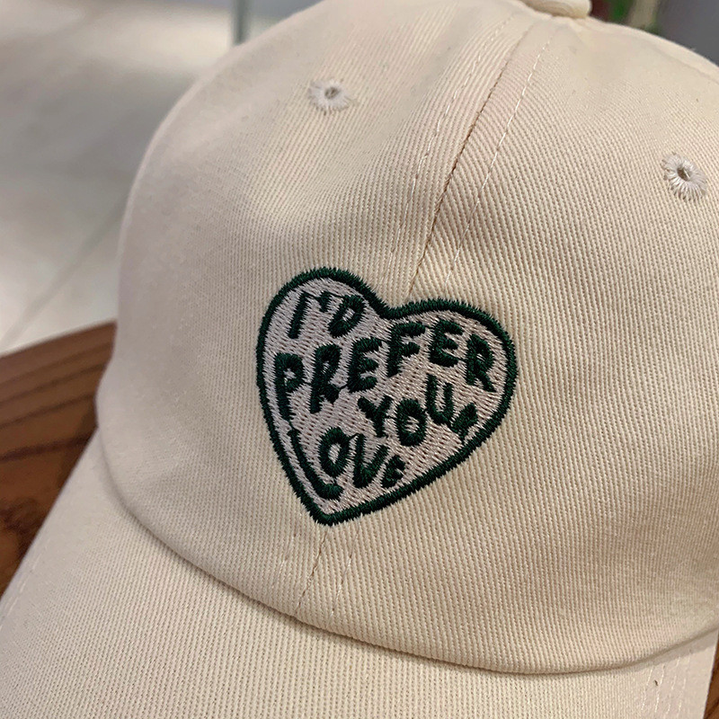 Nova modna korejska ljubavna pisma izvezena ženska bejzbol kapa za ležernu fotografiju pamučni šešir za par Hip hop uniseks šešir