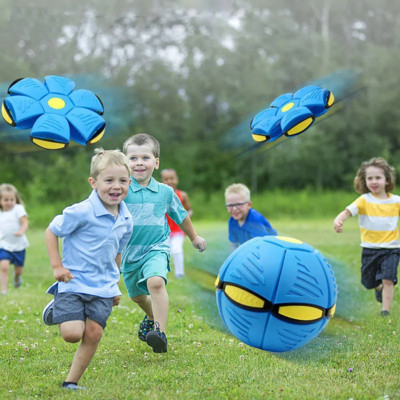 LED-es fényű mágikus golyós játék gyerek szabadtéri kertben strand játék gyerek sportlabdák repülő UFO lapos dobó labda nélkül