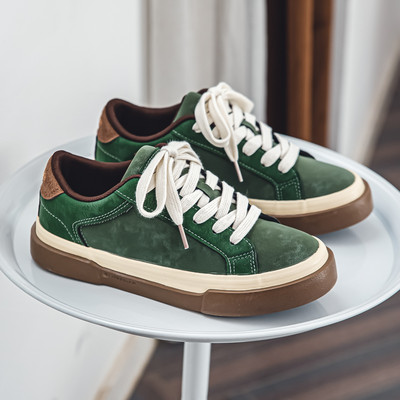 Pantofi casual din piele intoarsa verde pentru barbati la moda pantofi vulcanizati confortabili, respirabili, la tendinta pentru barbati, in aer liber, anti-alunecare, pantofi de skate pentru barbati