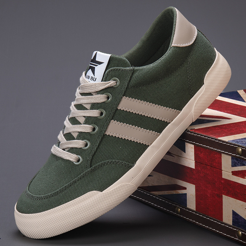 Stiilsed rohelised meeste vabaaja tossud Mood Madala lõikega hingavast lõuendist kingad meestele Mugavad nööriga trendid disainerkingad Mees