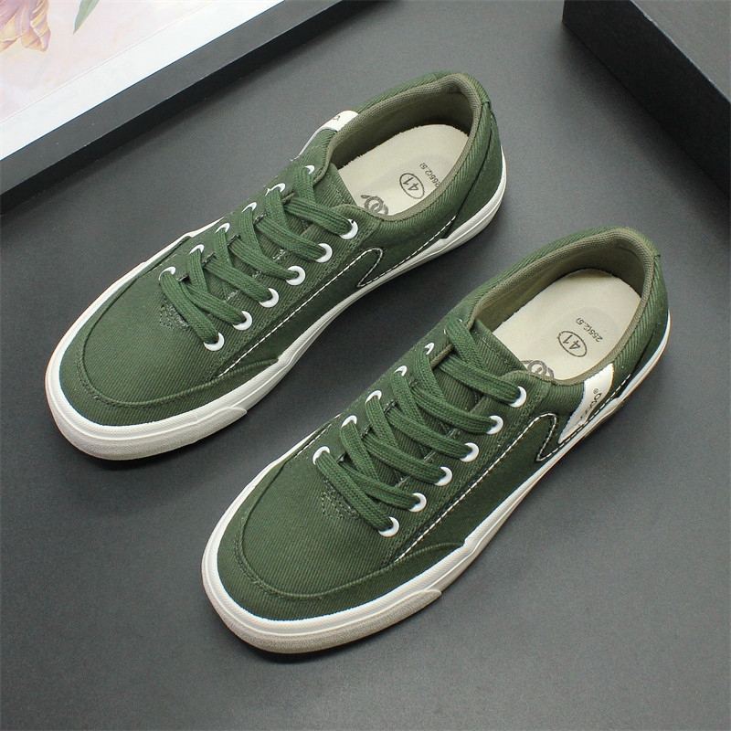 Kvėpuojantys vyriški batai 2024 pavasario nauji sportbačiai madingi žemo kirpimo drobiniai batai universalūs madingi batai jaunimo laisvalaikio batai vyrams