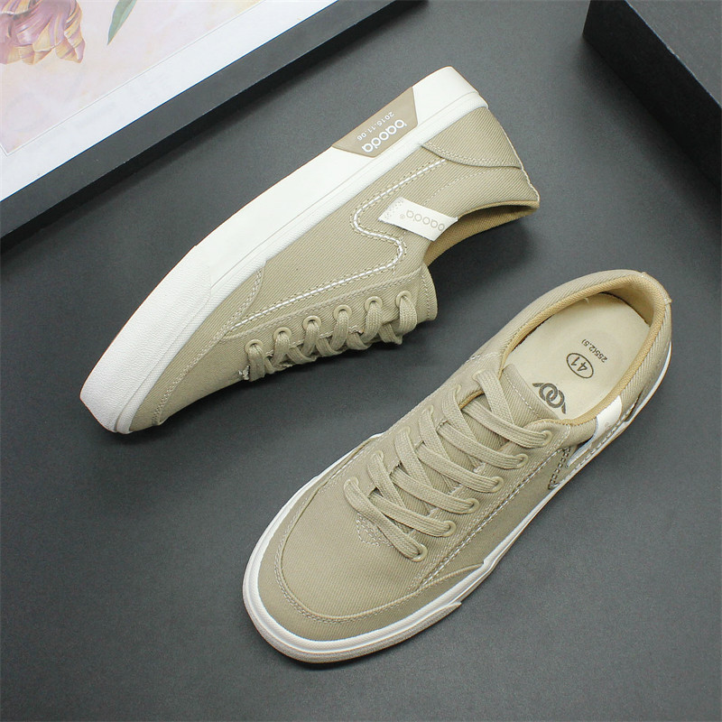 Kvėpuojantys vyriški batai 2024 pavasario nauji sportbačiai madingi žemo kirpimo drobiniai batai universalūs madingi batai jaunimo laisvalaikio batai vyrams