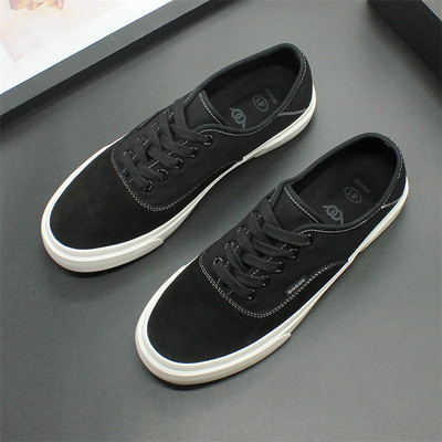 Hingavad meeste kingad 2024 kevad uued tossud pehme tallaga kangast kingad madala lõikega vulkaniseeritud kingad noorte vabaaja kingad