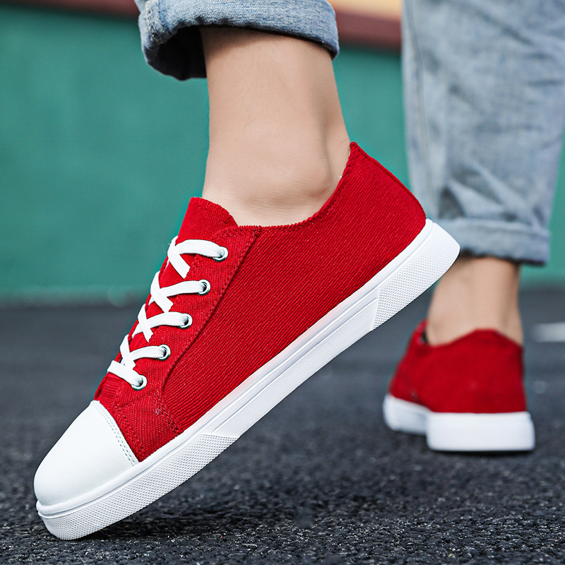 Vīriešu apavi Jauni audekla apavi Vasaras elpojoši vīriešiem Vieglas āra sporta modes ērtas ikdienas kedas pastaigām