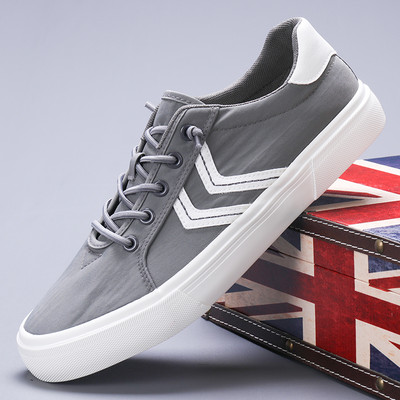 2024. aasta uued kingad meestele Lõuend vabaajajalatsid Mood Kevad-suvi hingavad kerged lamedad kingad Trend Meeste jalavarjud 24138