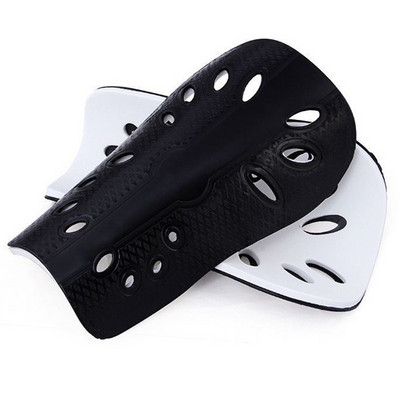 1 pora Futbolo blauzdų pagalvėlės Plastikinės futbolo blauzdos apsaugos Vaikų apsaugos priemonės Kvėpuojančios blauzdų apsaugos