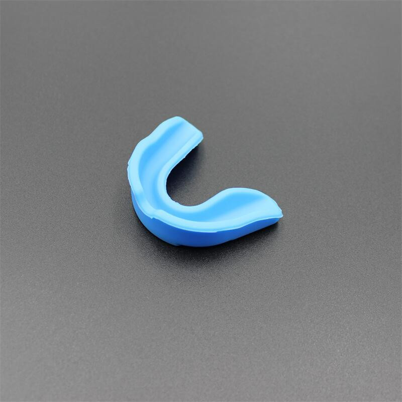 Удароустойчив предпазител за уста със силикагел за спорт, протектор за зъби за деца и възрастни, идеален за баскетбол, ръгби бокс и карате