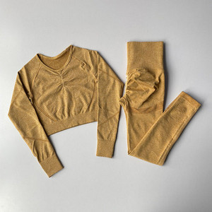 2tk Naiste õmblusteta joogakomplekt Spordiülikond Jõusaalirõivad Treeningriided Pikkade varrukatega Jõusaali Crop Top kõrge vöökohaga säärised Fitness-spordiriided