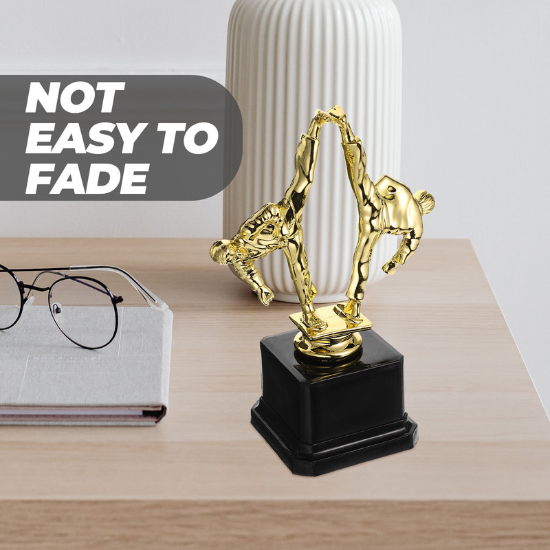 Taekwondo Trophy jalgpallimedalid, lastepidu, võistluslaua turniiri võitja auhind plastist tähistamise karikas, lasteauhinna kingitus