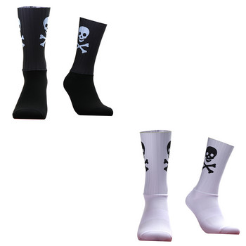 Αθλητικές αντιολισθητικές κάλτσες σιλικόνης χωρίς ραφές Aero Cycling Κάλτσες αγώνα με μοτίβο κρανίου