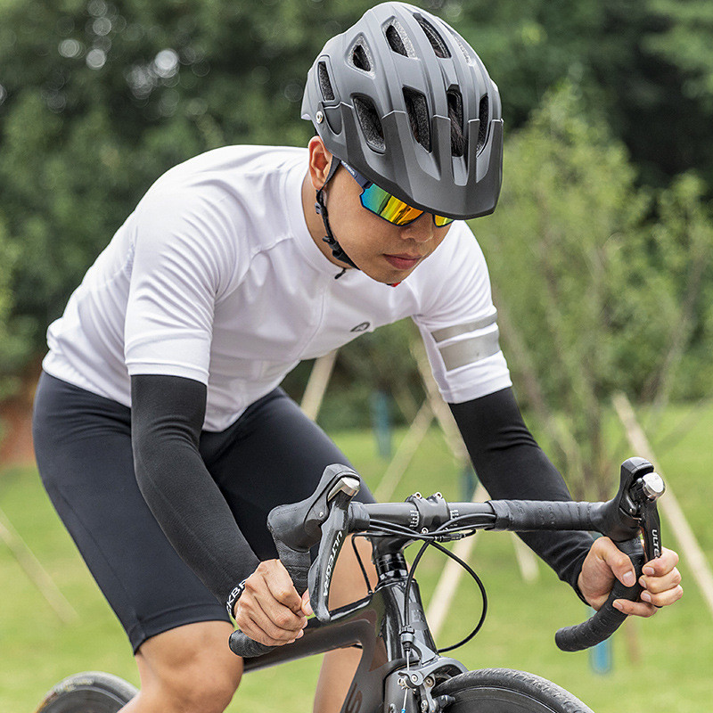 2 tk Unisex jahutuskäe varrukad, kate Naised Mehed Sport Jooks UV päikesekaitse Õues kalapüük Jalgrattavarrukad varjatud tätoveeringuks