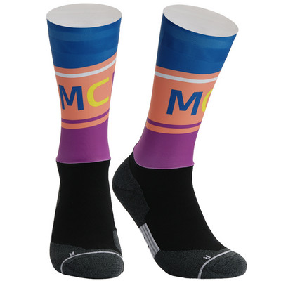 Kõrge 2023. aasta kvaliteetne elukutseMeeskond Mehed Naised Jalgrattasokid MTB rattasokid Hingavad jalgrattasokid Välispordirõivad Võidusõidusokid