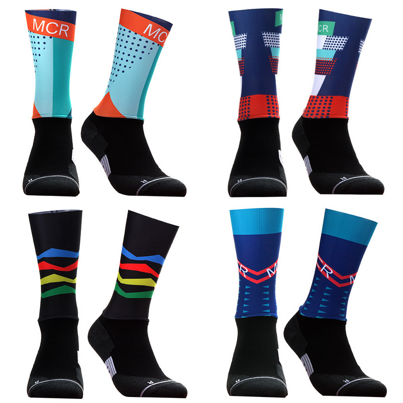 Kõrge 2023. aasta kvaliteetne elukutseMeeskond Mehed Naised Jalgrattasokid MTB rattasokid Hingavad jalgrattasokid Välispordirõivad Võidusõidusokid