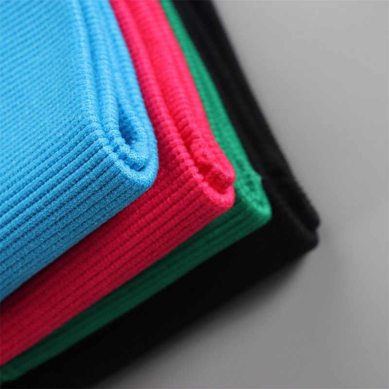 Õmblusteta jõusaalikomplekt Treeningriided naistele Kaheosaline treeningkomplekt Fitness Spordirinnahoidja lühikesed püksid Säärised Joogakomplekt Kandke jõusaalikomplekte