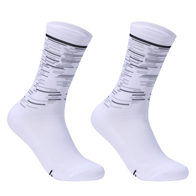 26 värvi MTB rattasokid Mugavad jooksmise rattasokid Kvaliteetsed maanteeratta sokid