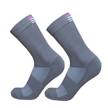Нови раирани чорапи за шосеен велосипед Мъжки и дамски дишащи чорапи за велосипеди Спорт на открито, състезателни чорапи за колоездене