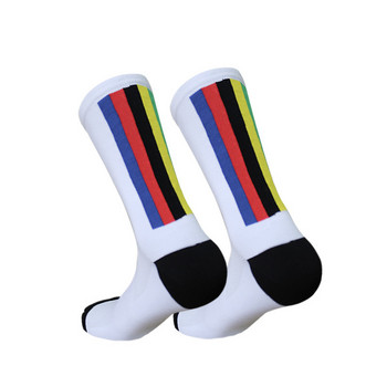 Колоездене Нови чорапи Мъже Жени Champion Colorful Stripes Спортни дишащи компресионни велосипедни чорапи Calcetines Ciclismo