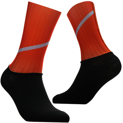 Sportlane elukutse Jalgrattasokid Meeste Libisemisvastased Õmblusteta Aero Bike Kulumiskindlad Maanteerattasokid Helkurkaitsesokid