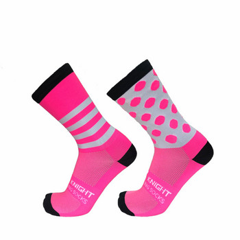 Нови ивични чорапи за колоездене на точки Най-висококачествени професионални маркови спортни чорапи Дишащи велосипедни чорапи Чорапи за състезания на открито за бягане