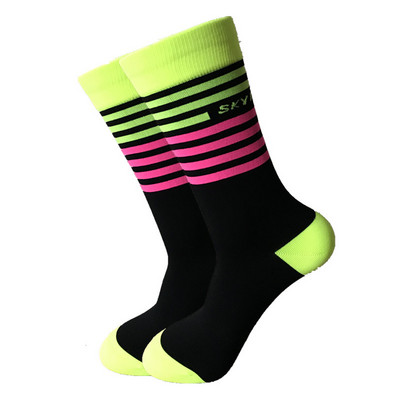 Uue triibuga Dot rattasokid Tippkvaliteediga professionaalse kaubamärgiga spordisokid hingavad jalgrattasokid õuesõidusokid