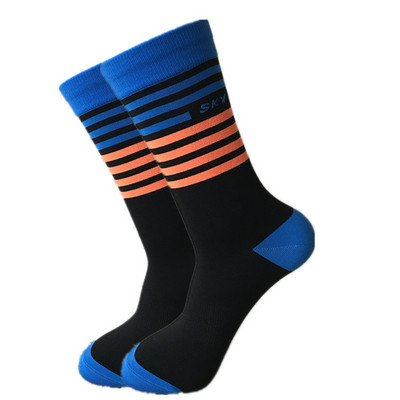 Uue triibuga Dot rattasokid Tippkvaliteediga professionaalse kaubamärgiga spordisokid hingavad jalgrattasokid õuesõidusokid