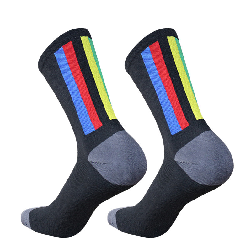 Νέες κάλτσες επαγγελματικού αγώνα ποδηλασίας ριγέ αθλητικές κάλτσες αναπνεύσιμες κάλτσες ποδηλασίας εξωτερικού χώρου άντρες γυναίκες calcetines ciclismo hombre