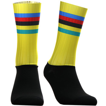 Нови противоплъзгащи се безшевни чорапи за колоездене Интегрално формоване Високотехнологични компресионни чорапи за велосипеди Велосипедни спортни чорапи за бягане на открито