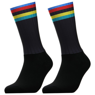 Νέες αντιολισθητικές κάλτσες ποδηλασίας χωρίς ραφή ενσωματωμένο καλούπι υψηλής τεχνολογίας κάλτσες ποδηλάτου συμπίεσης ποδηλάτου για υπαίθριες κάλτσες για τρέξιμο